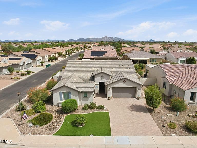 5301 N GRAND CANYON Drive photo 2
