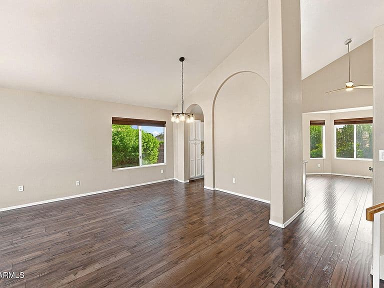 181 S TIAGO Drive photo 4