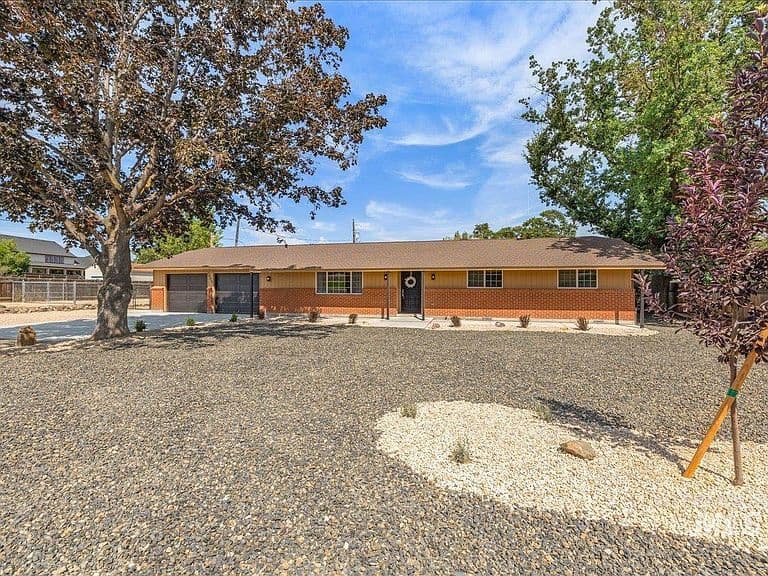 406 Lindenwood Dr photo 4