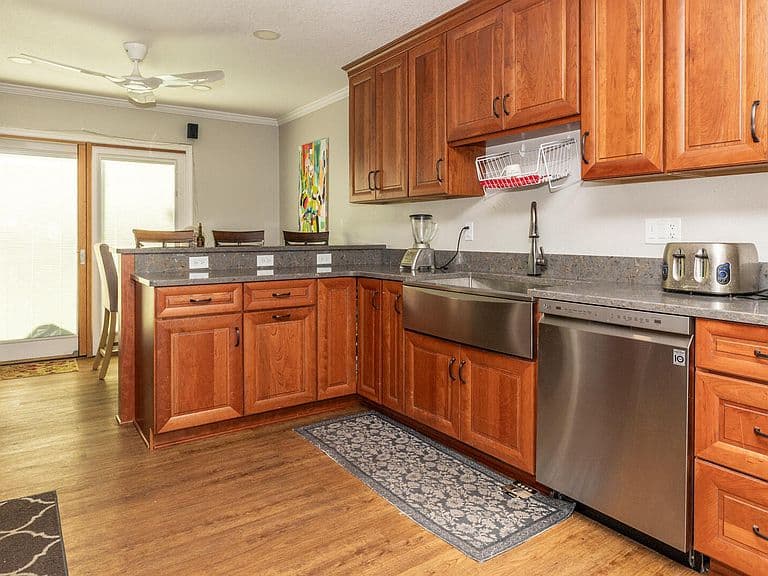 1917 E Capitol Ave #3 photo 5