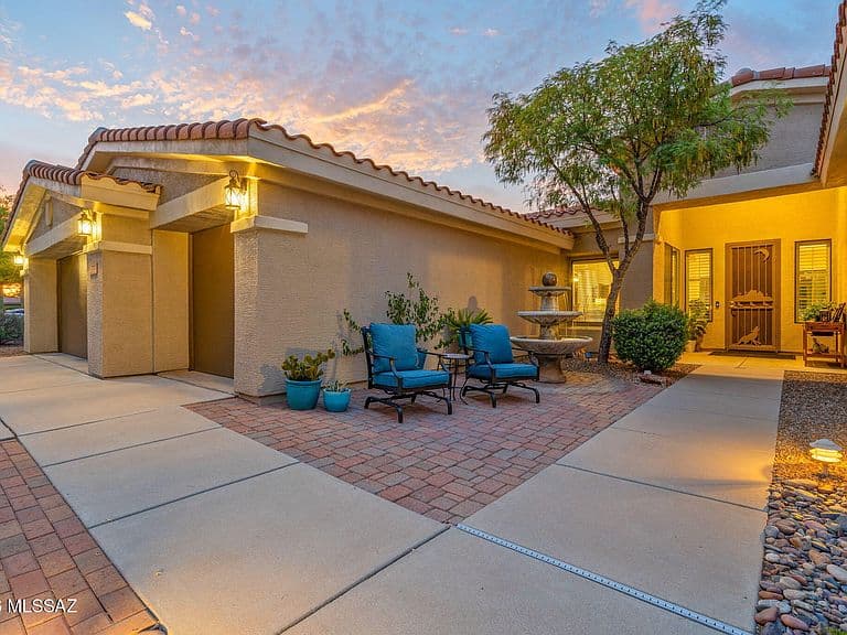 1712 W Copper Sky Dr photo 4