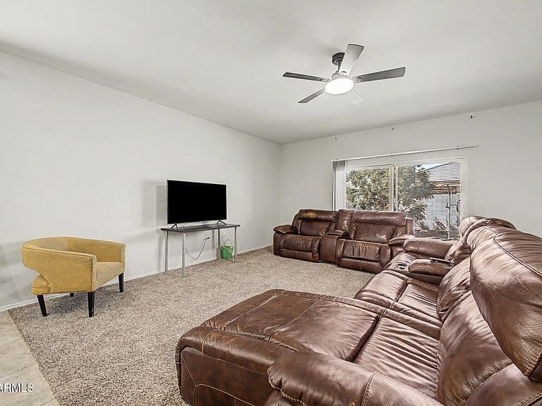 4708 W DILL Avenue photo 4