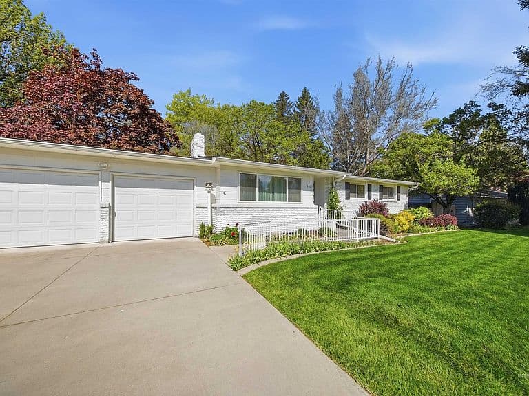 3417 N Kelly Way photo 5