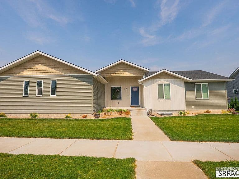 1132 Harris Loop photo 5