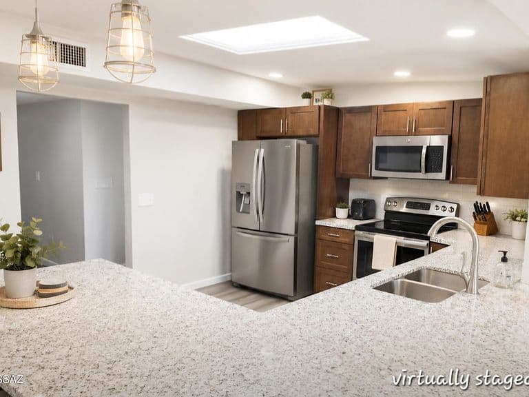 8556 E Kenyon Dr photo 5