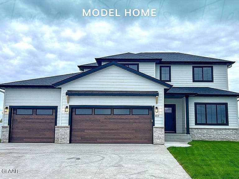 413 Wren Dr photo 1