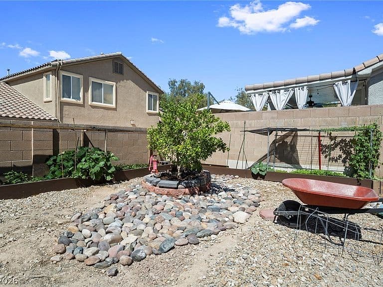 3560 Cupecoy Point Ave photo 4