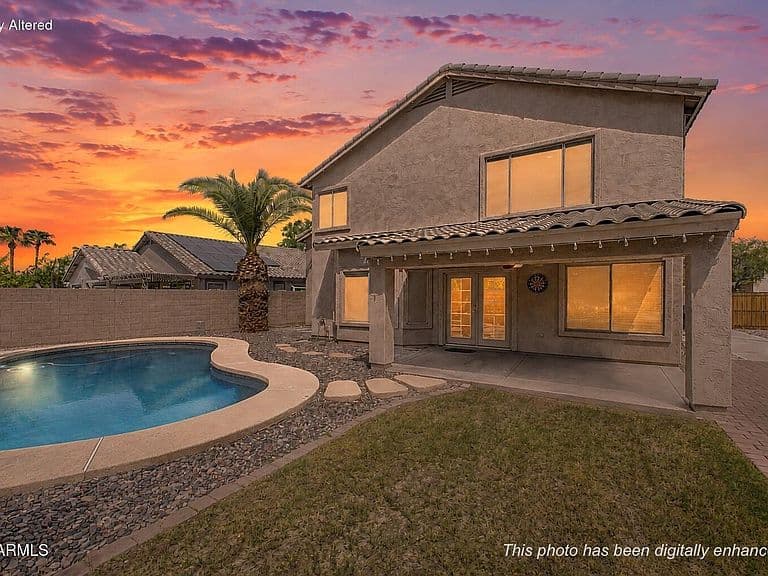 1098 S ROCA Street photo 2