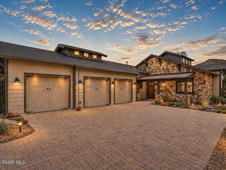 5699 W Bruno Canyon Dr photo 3