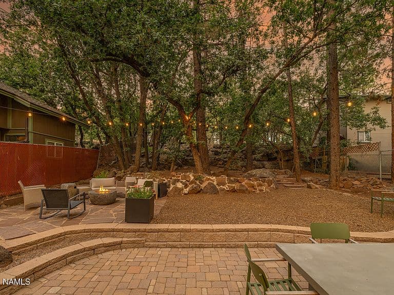 1410 N Rim Dr photo 3