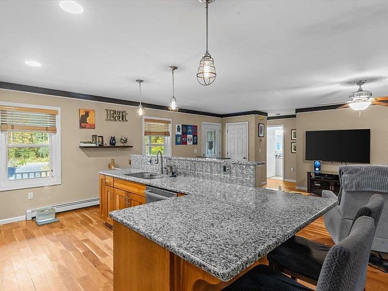 491 Watkins Road photo 5
