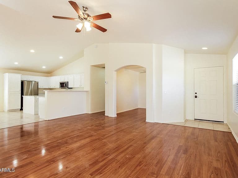 46176 W STARLIGHT Drive photo 1