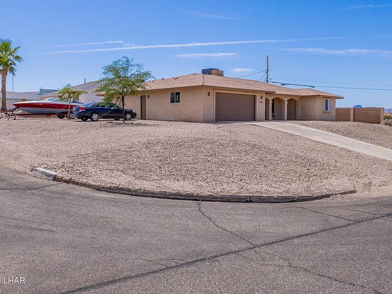 3510 Thunderhawk Dr photo 3