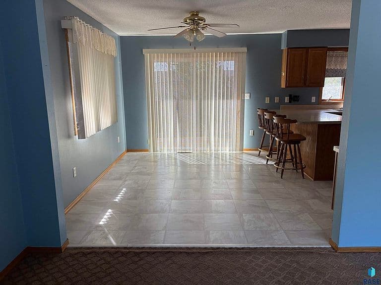 3342 Aspen Ave photo 4