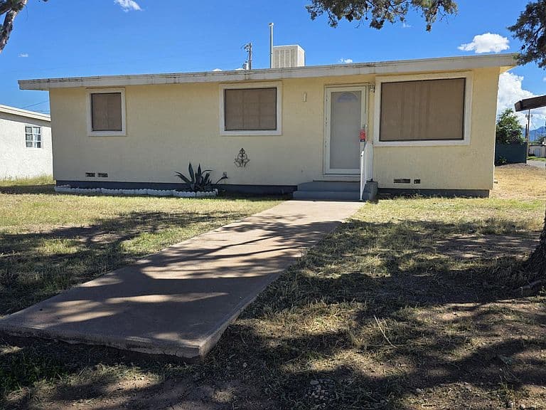 100 E PIMA Street photo 1