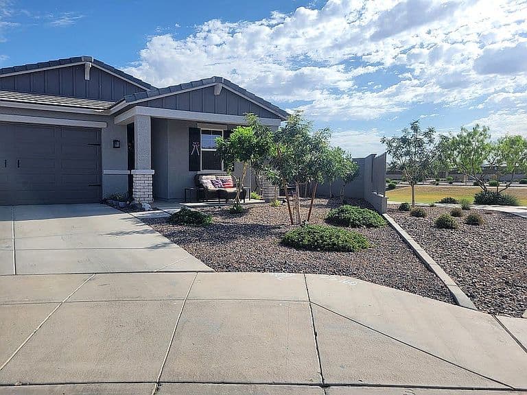 35500 W La Paz St photo 2