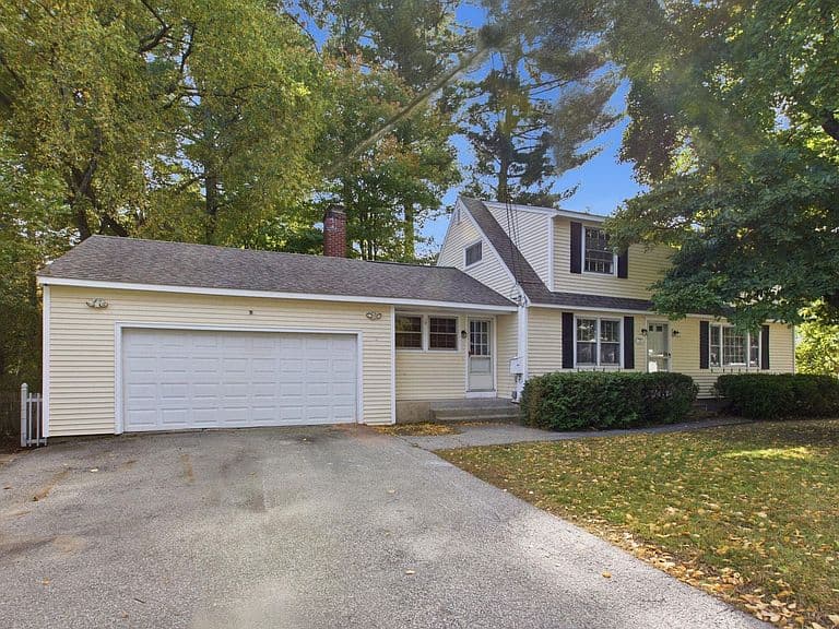 3 Alice Drive photo 4