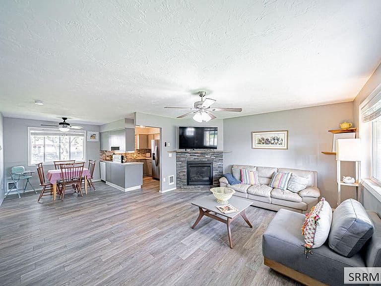 305 N Bob O Link Dr photo 4