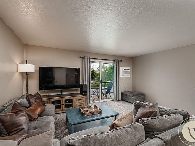 1320 Mineral Pl APT 1 photo 4