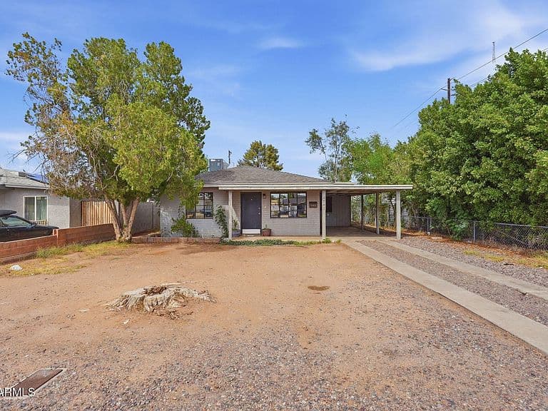 3542 E YALE Street photo 1