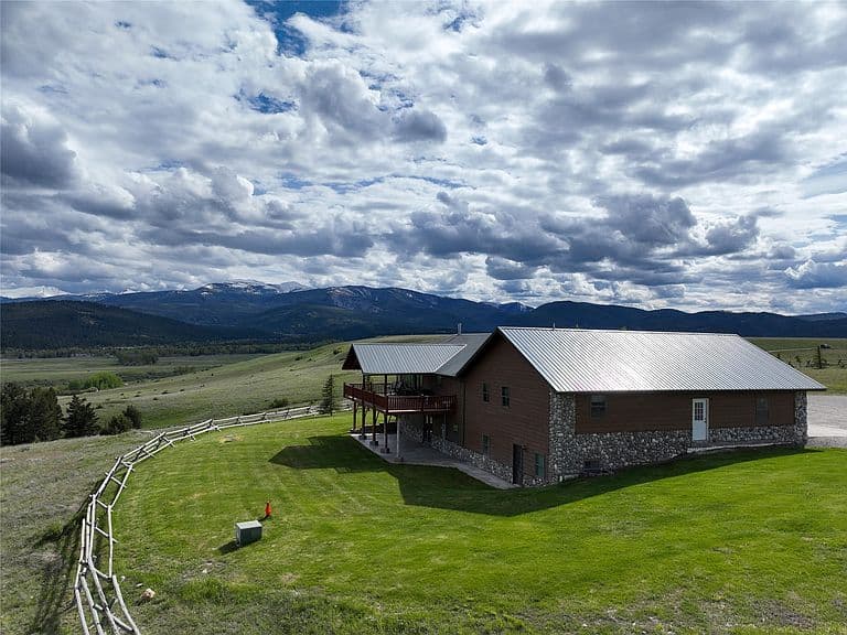 3314 Gold Creek Rd photo 1