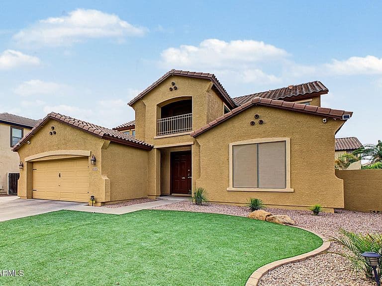 3541 E COCONINO Way photo 2