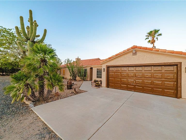3840 N Santa Maria Road photo 2