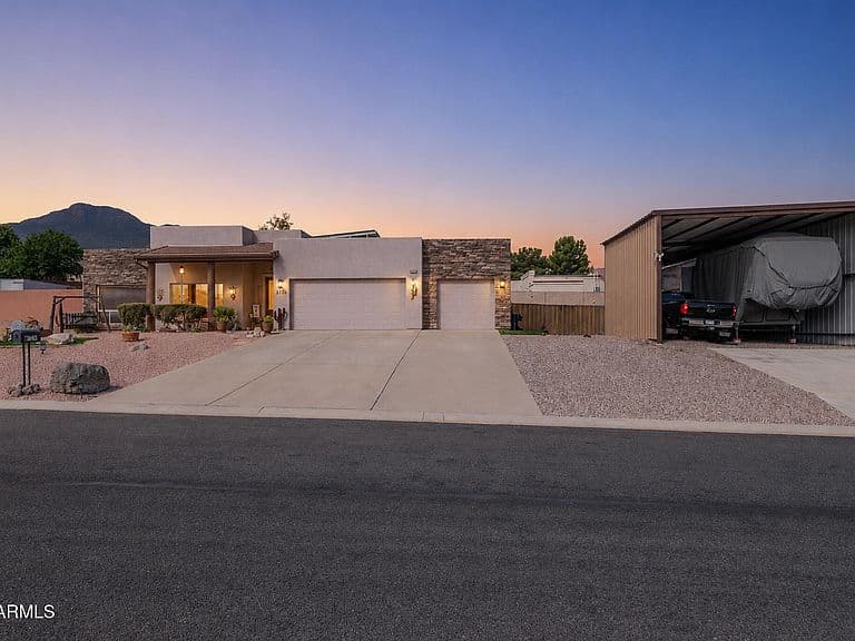 2126 AUSTIN Way photo 2