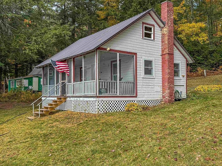 311 Lake Road photo 3
