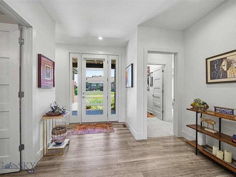 23 Wickwire Way photo 3
