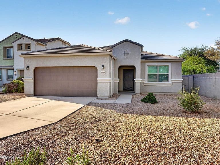 10470 E MARIGOLD Lane photo 3