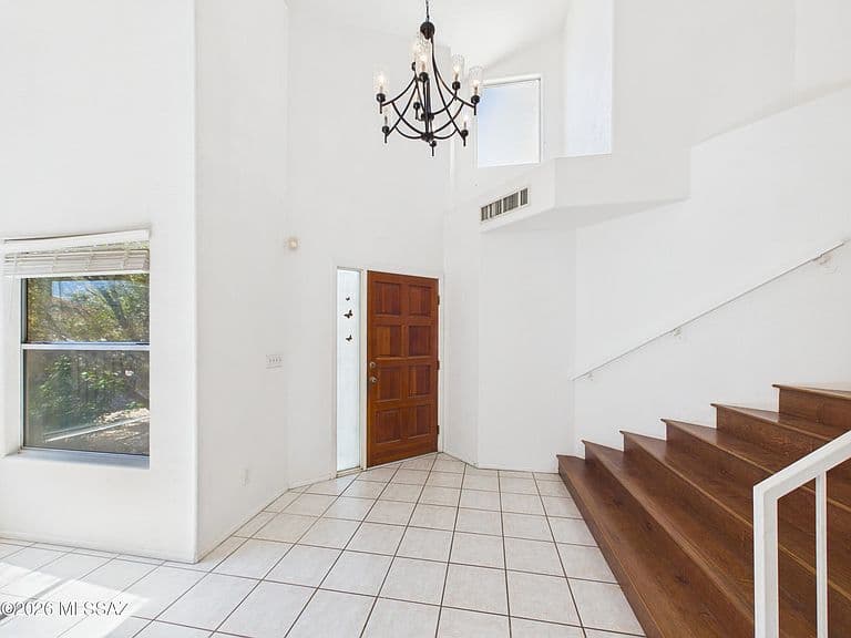 8932 N Spinel Pl photo 4