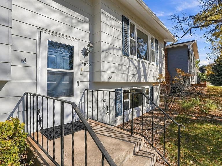 2802 Rawhide Dr photo 2