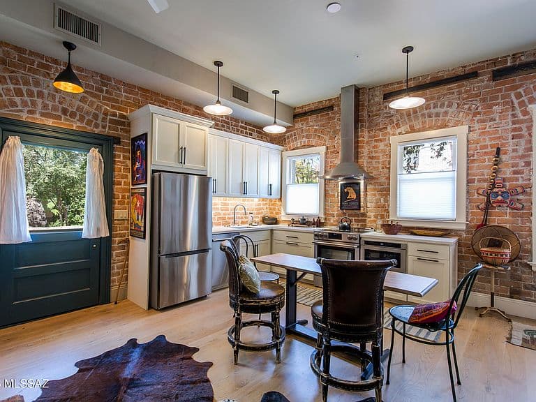 343 S Scott Ave #Avenue4 photo 2