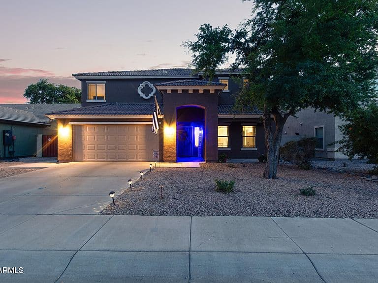 45539 W Long Way photo 2