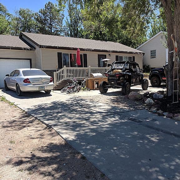 207 Hay St photo 2