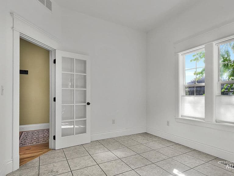 4028 N Quenzer Way photo 5