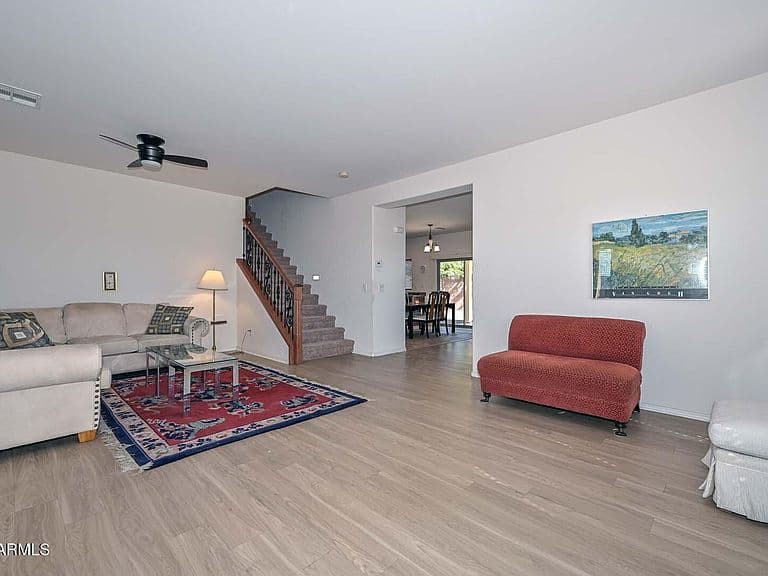 12022 W LEATHER Lane photo 5