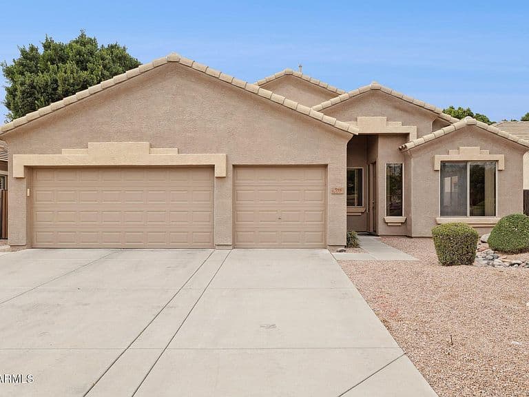 944 S Porter St photo 1