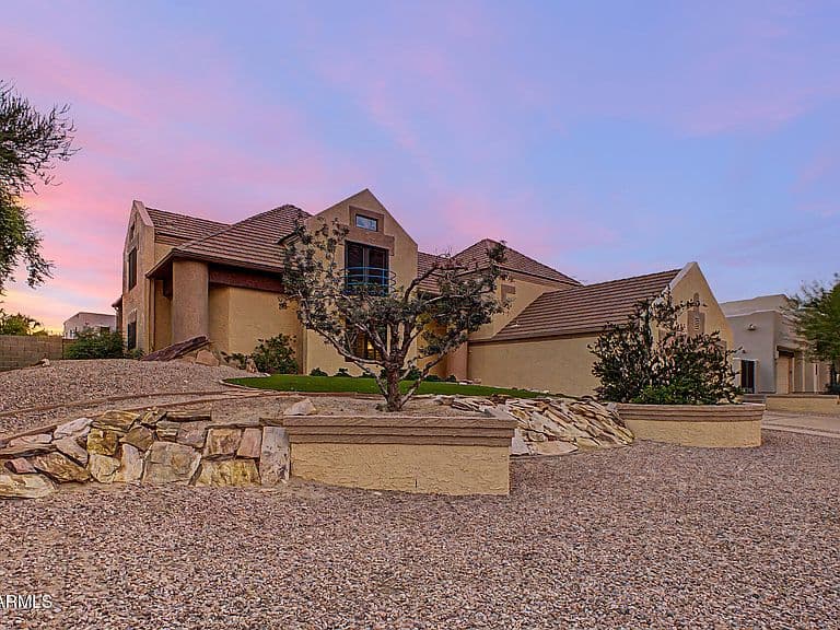 12808 S 38TH Street photo 2