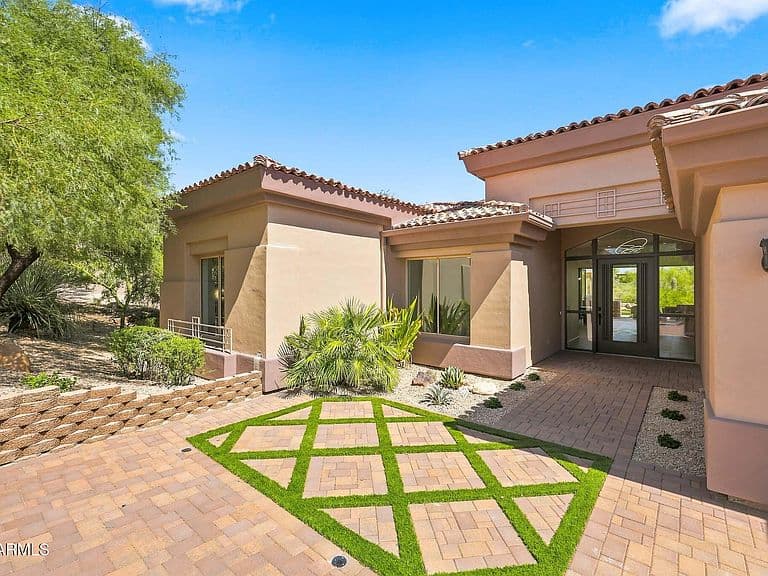 34617 N DESERT RIDGE Drive photo 3