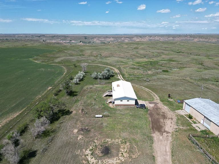 182 Road 238 photo 1