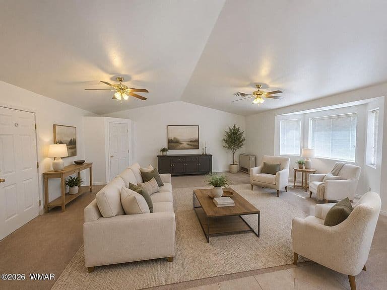 949 Geronimo Ln photo 1