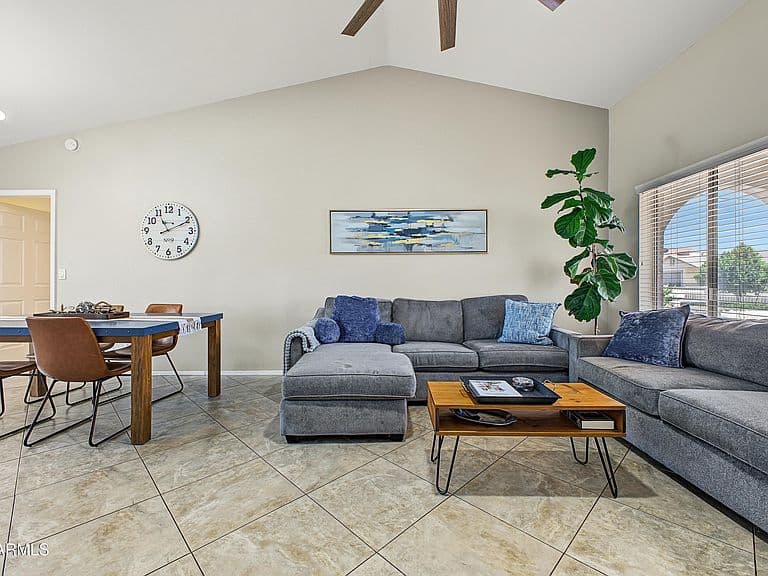 3708 E RENEE Drive photo 5