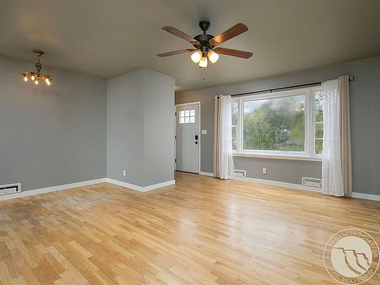 517 Nelson Dr photo 3