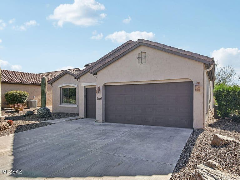 60047 E Arroyo Vista Dr photo 2
