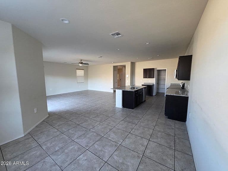 35262 W SAN ILDEFANSO Avenue photo 4
