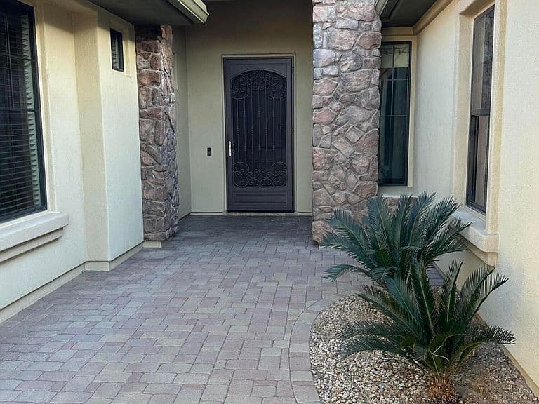 16111 W Glenrosa Ave photo 3