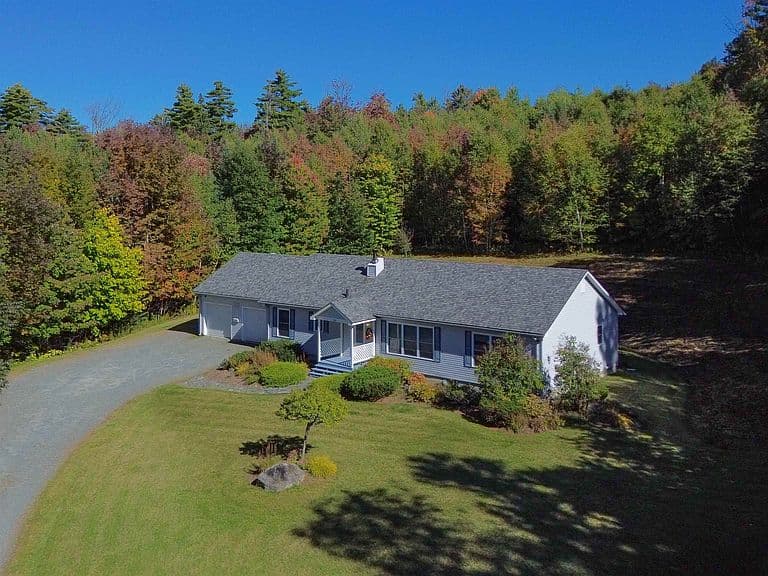 135 Lewis Hill Road photo 1