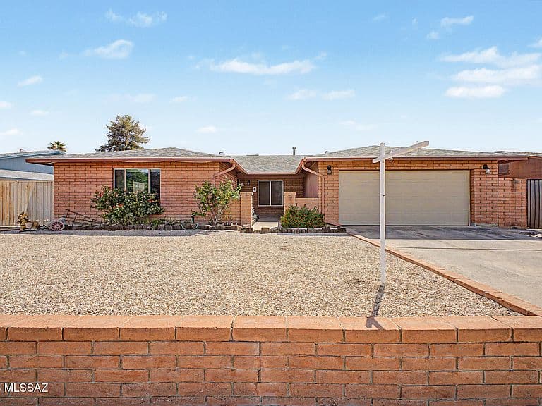 1634 S Olympic Club Dr photo 1